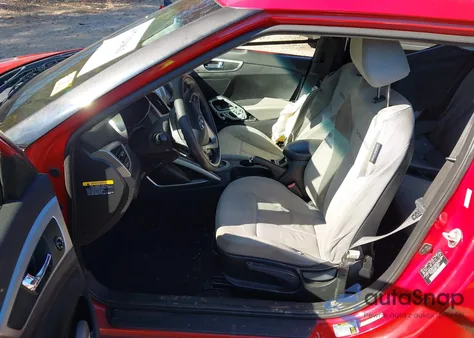 2013 Hyundai Veloster Base W/Gray z USA, uszkodzony, nr VIN KMHTC6AD7DU129064